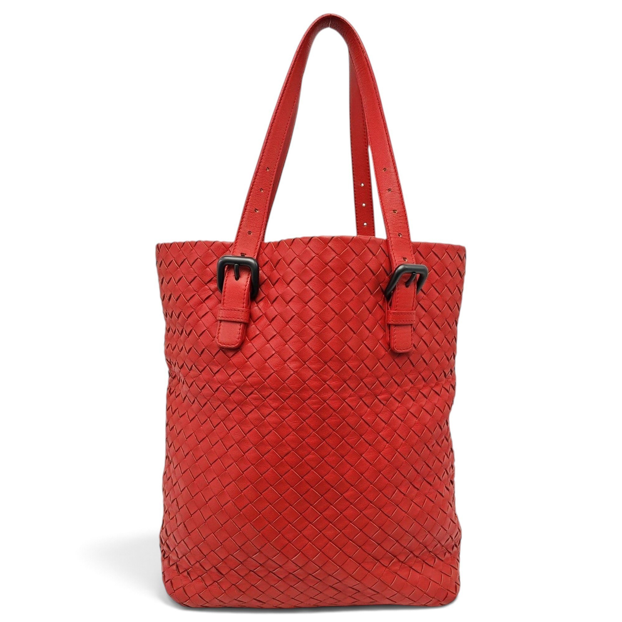 Leather tote