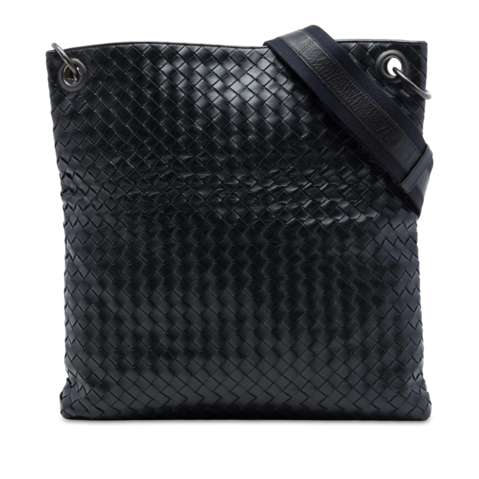 Veneta leather crossbody bag