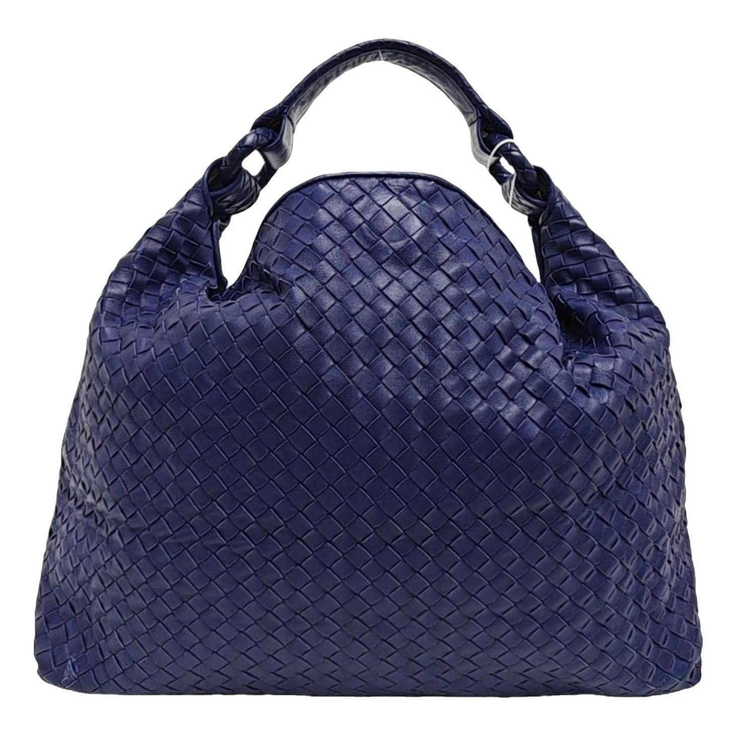 Veneta leather handbag