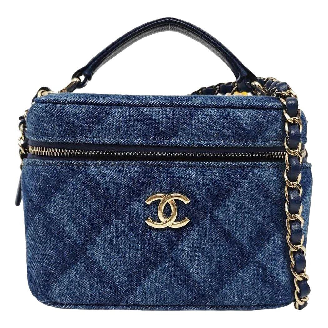 Trendy CC Vanity cloth handbag