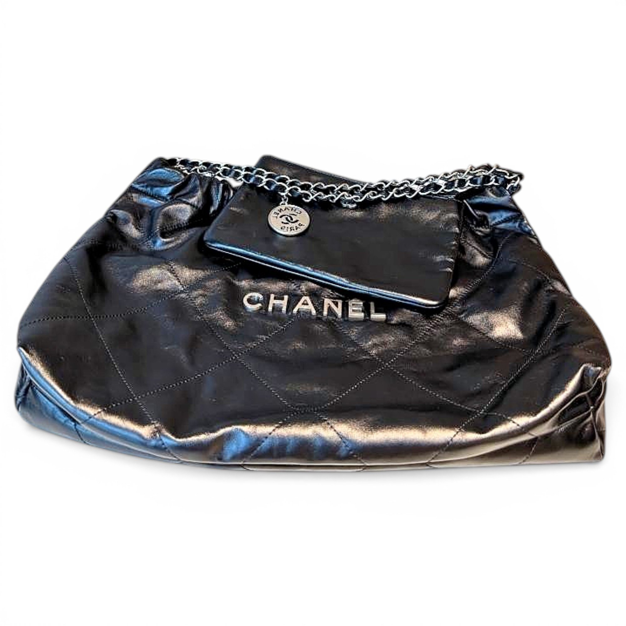 Chanel 22 leather handbag