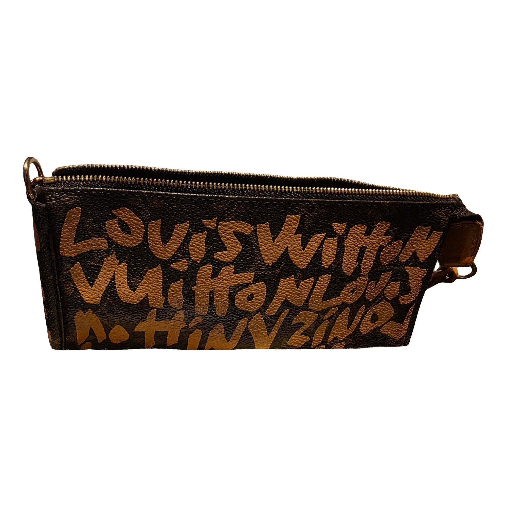 Pochette Accessoire leather handbag
