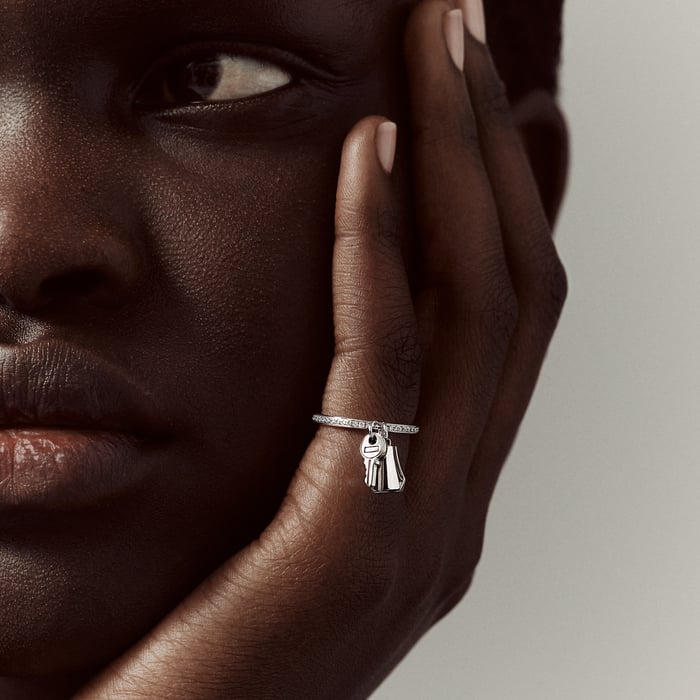 Sans Coloris Kelly Clochette Ring, Small Model