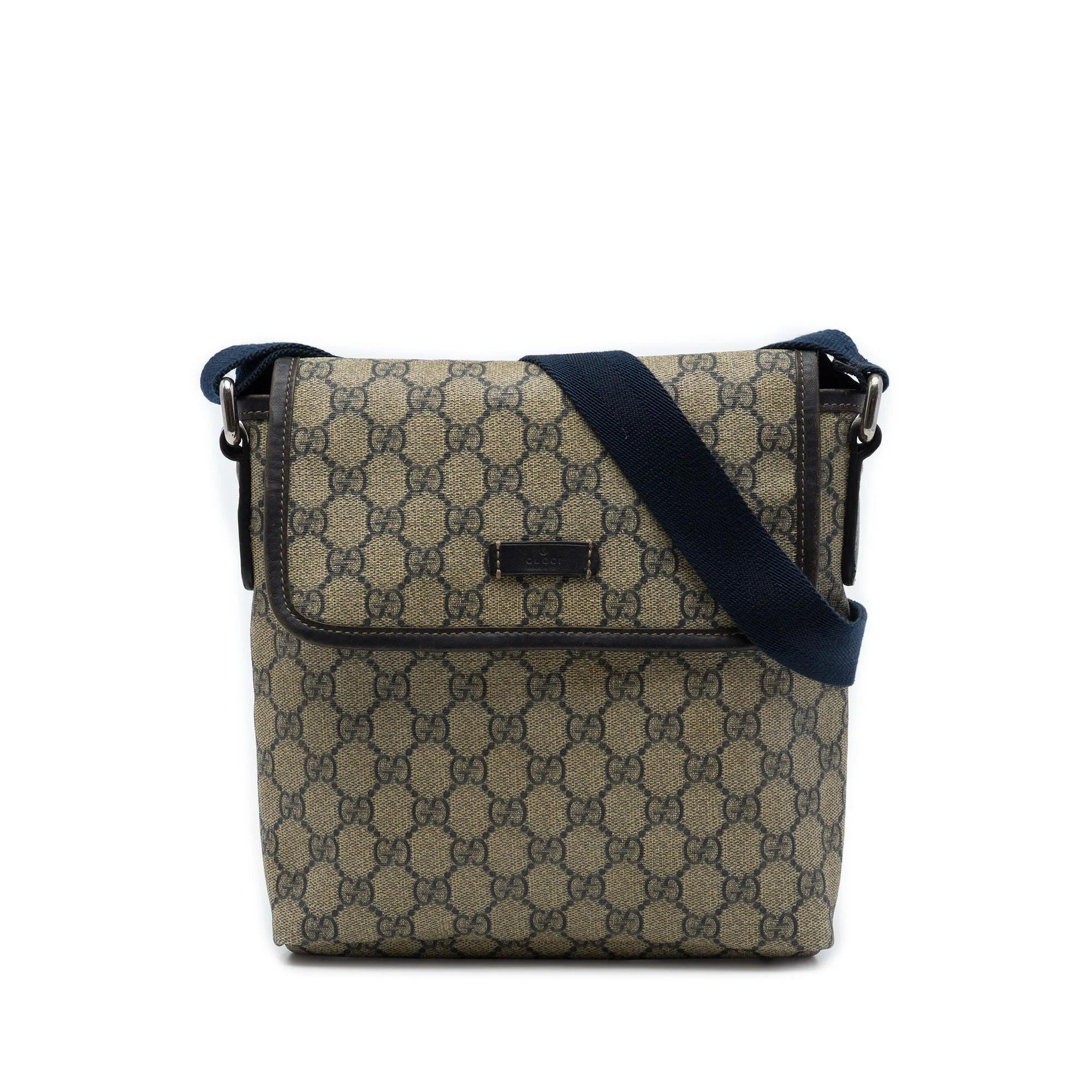 Gucci B leather handbag