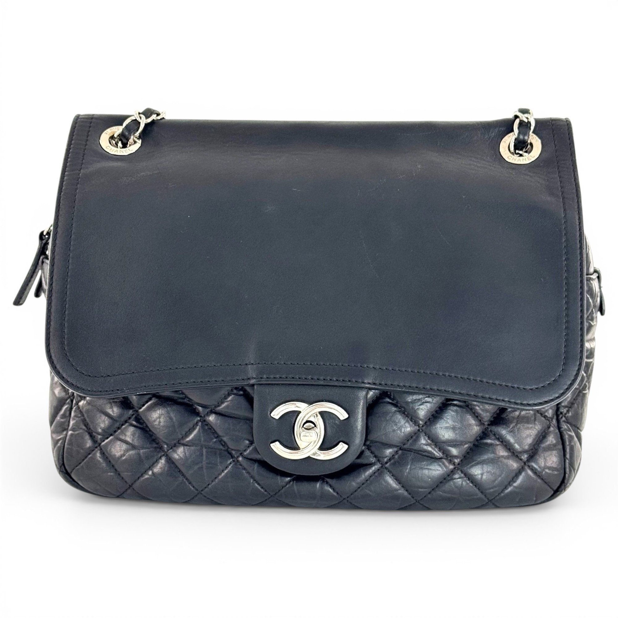 Timeless/Classique leather crossbody bag