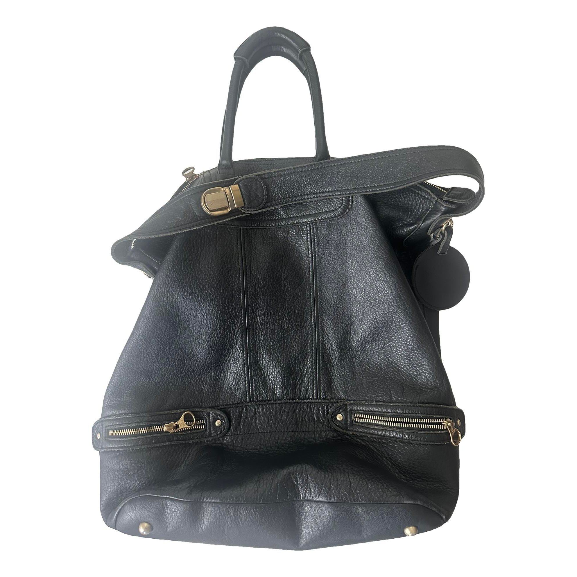 Leather tote