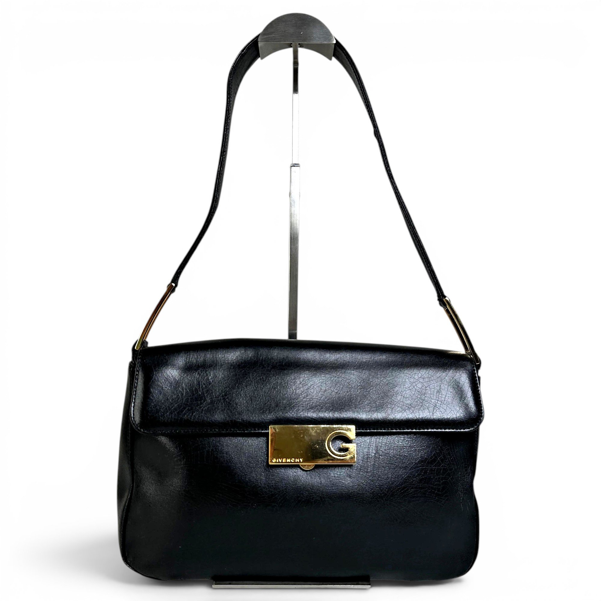 Antigona leather handbag