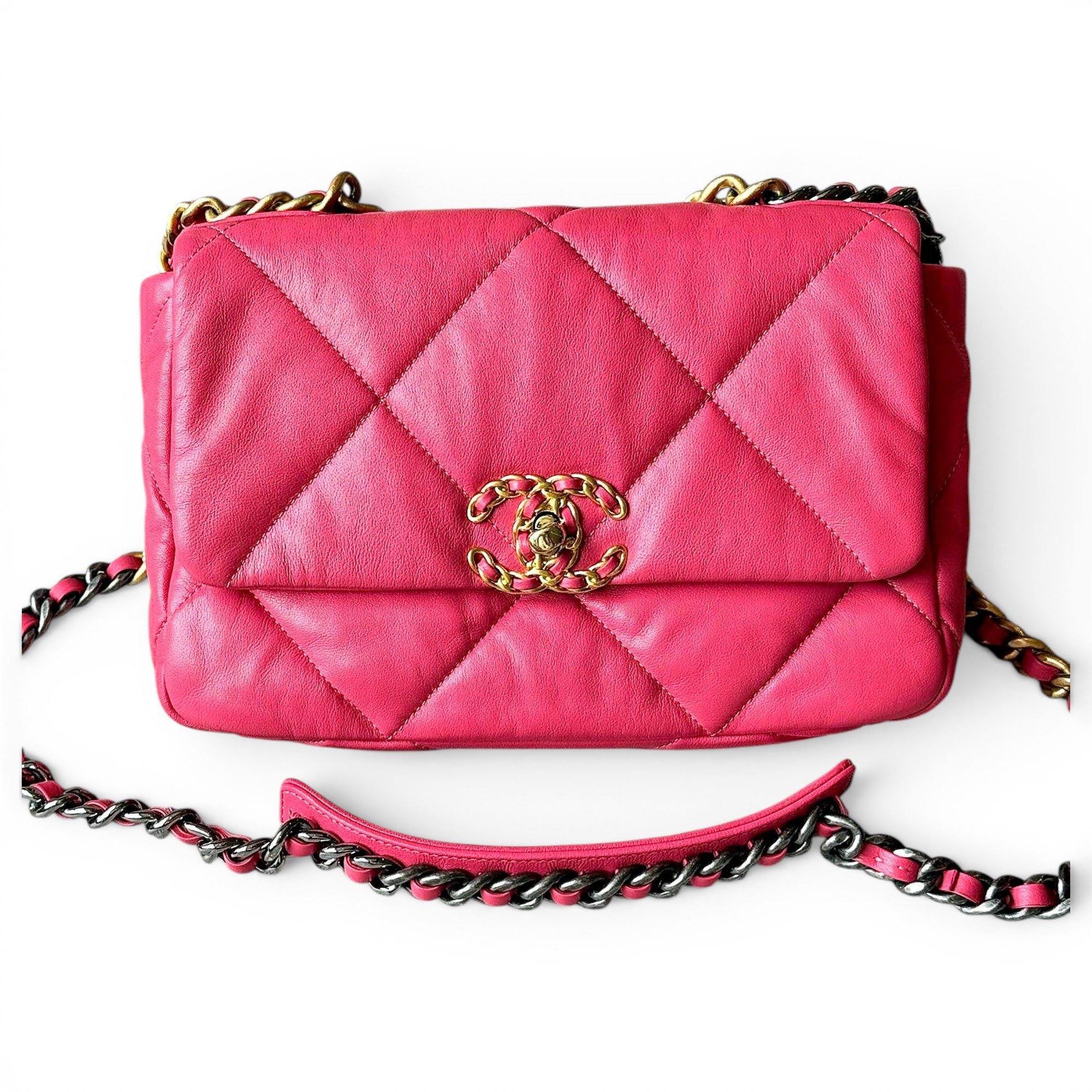 Chanel 19 leather handbag