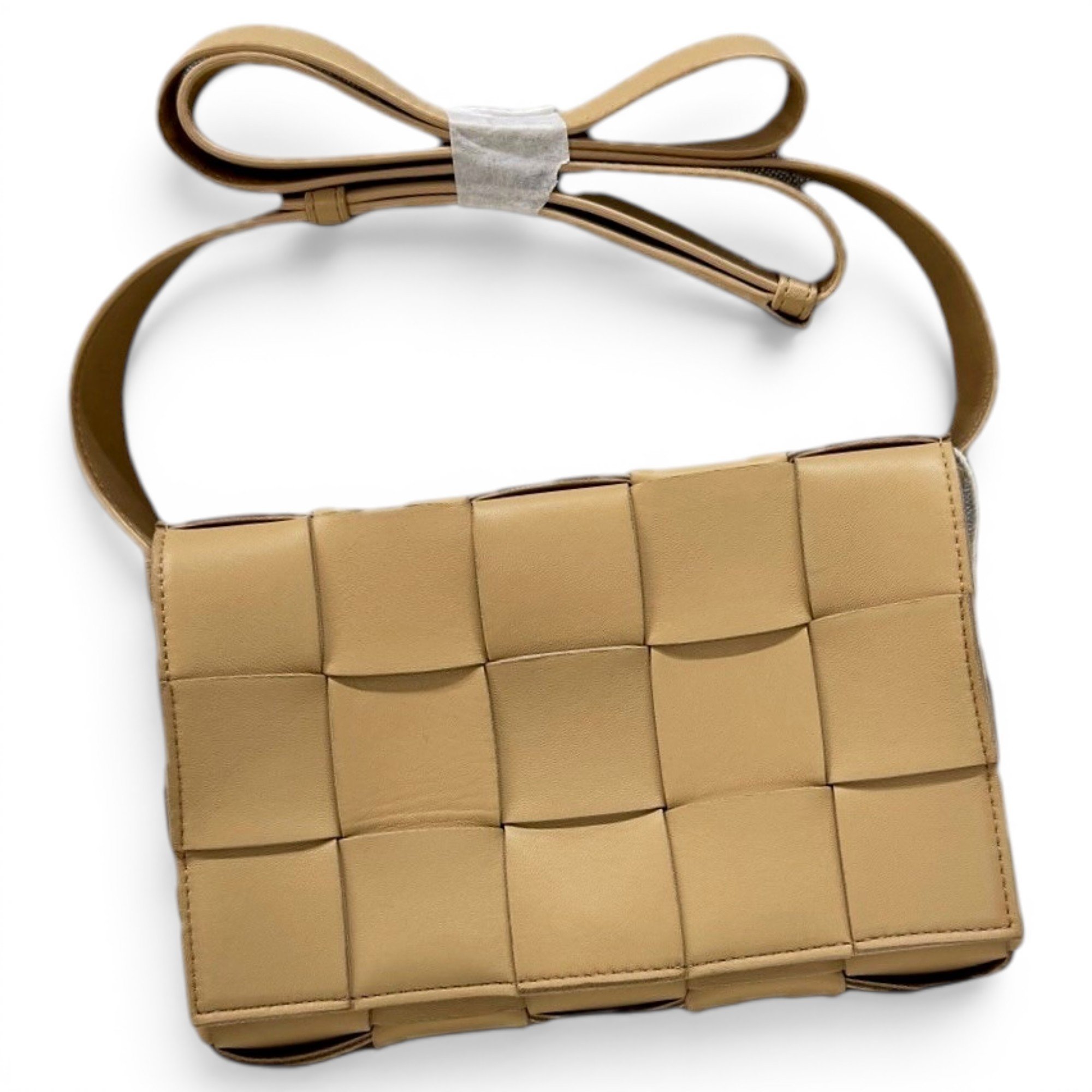 Cassette leather handbag