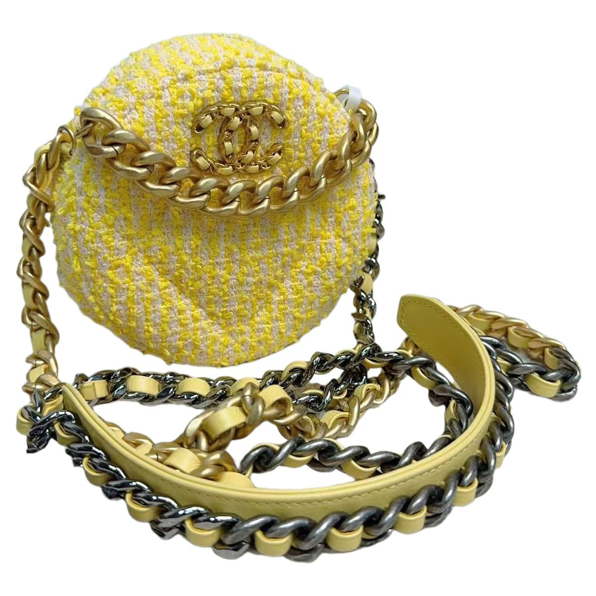 Chanel Chanel 19 tweed crossbody bag