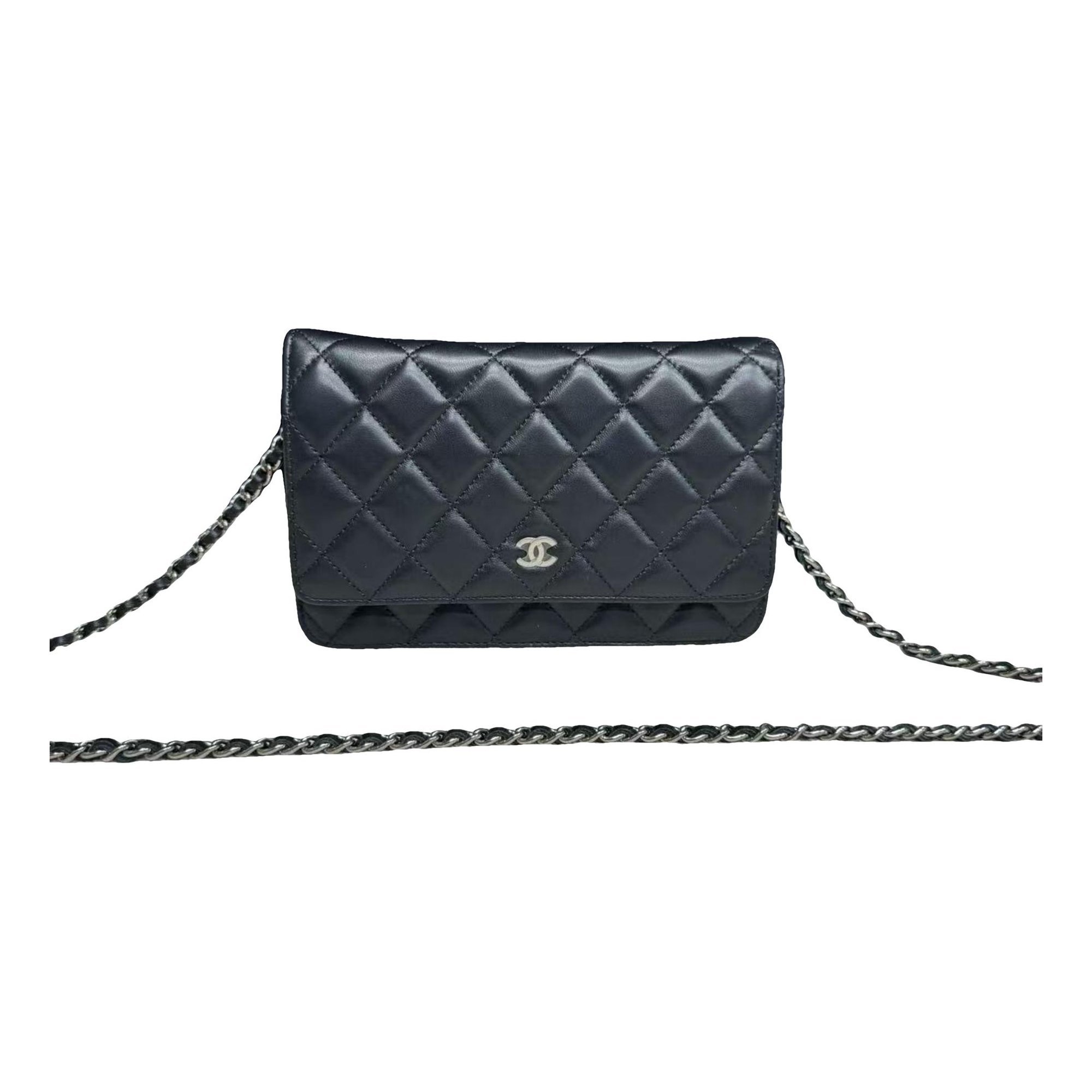 Wallet On Chain Timeless/Classique leather crossbody bag