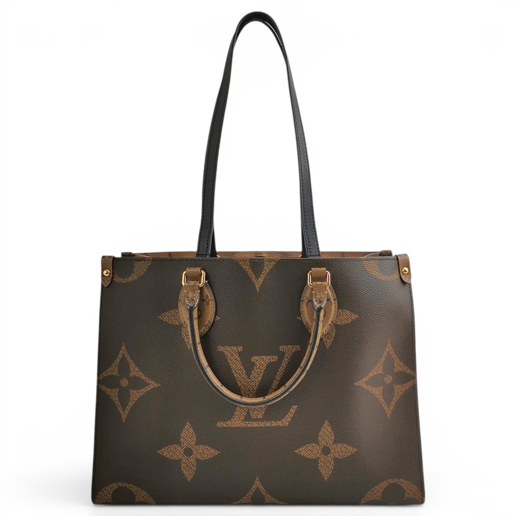 Onthego leather handbag