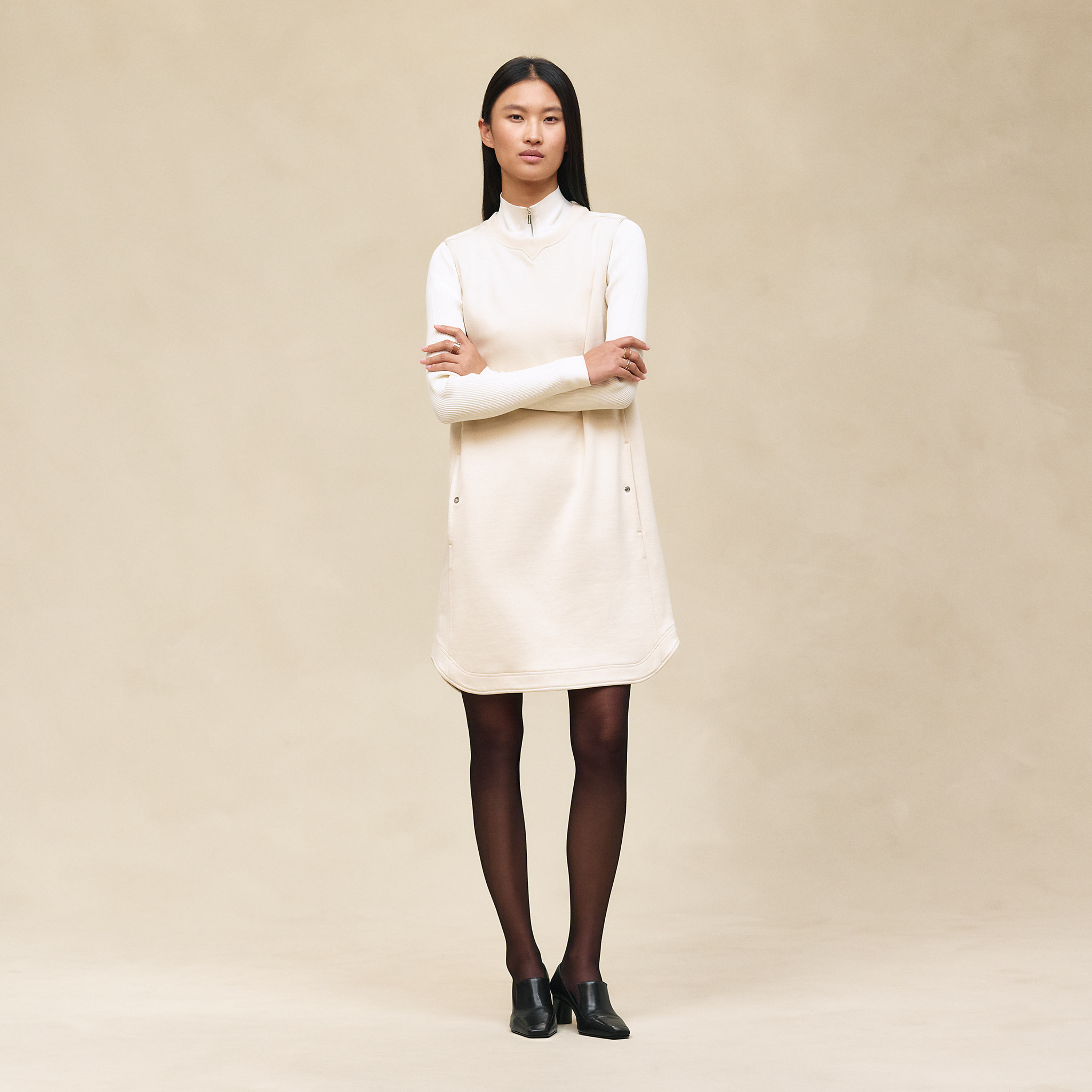 Sleeveless dress