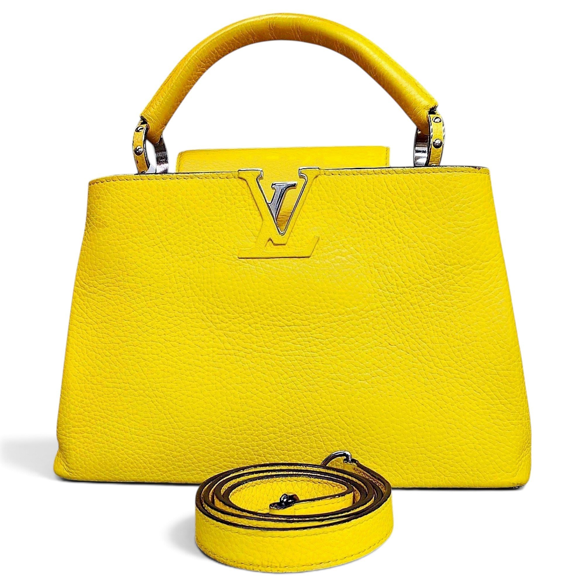 Capucines leather handbag