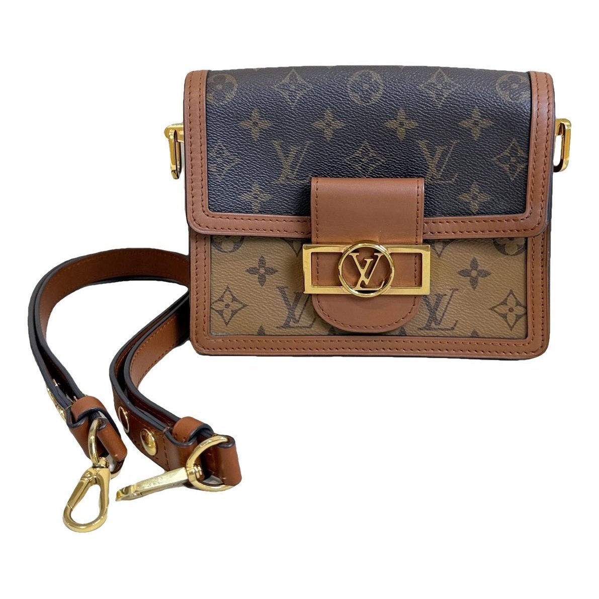 Dauphine leather handbag