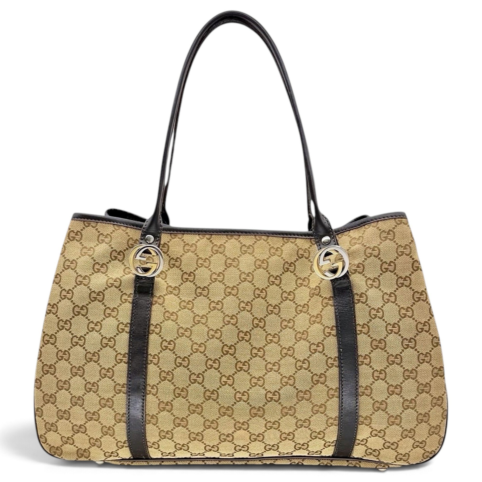 Interlocking cloth tote