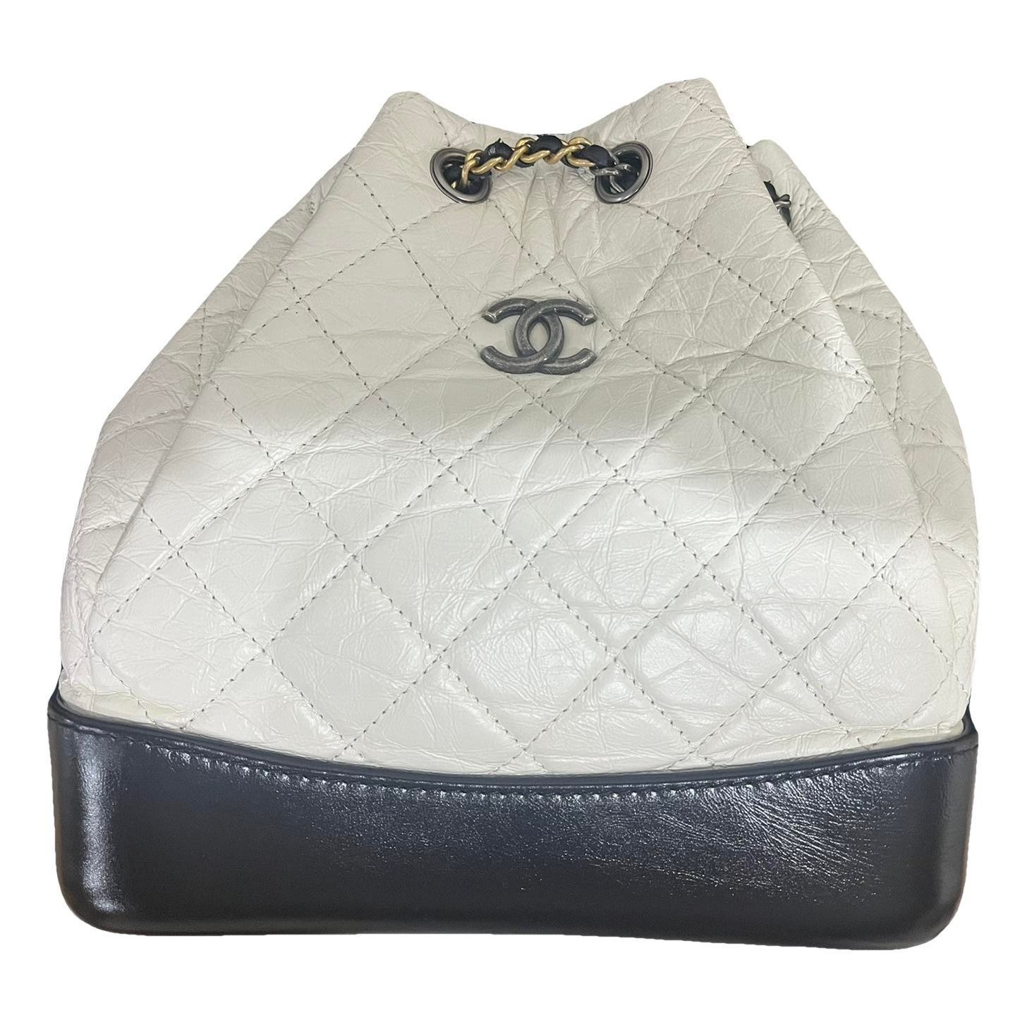 Gabrielle Bucket leather handbag
