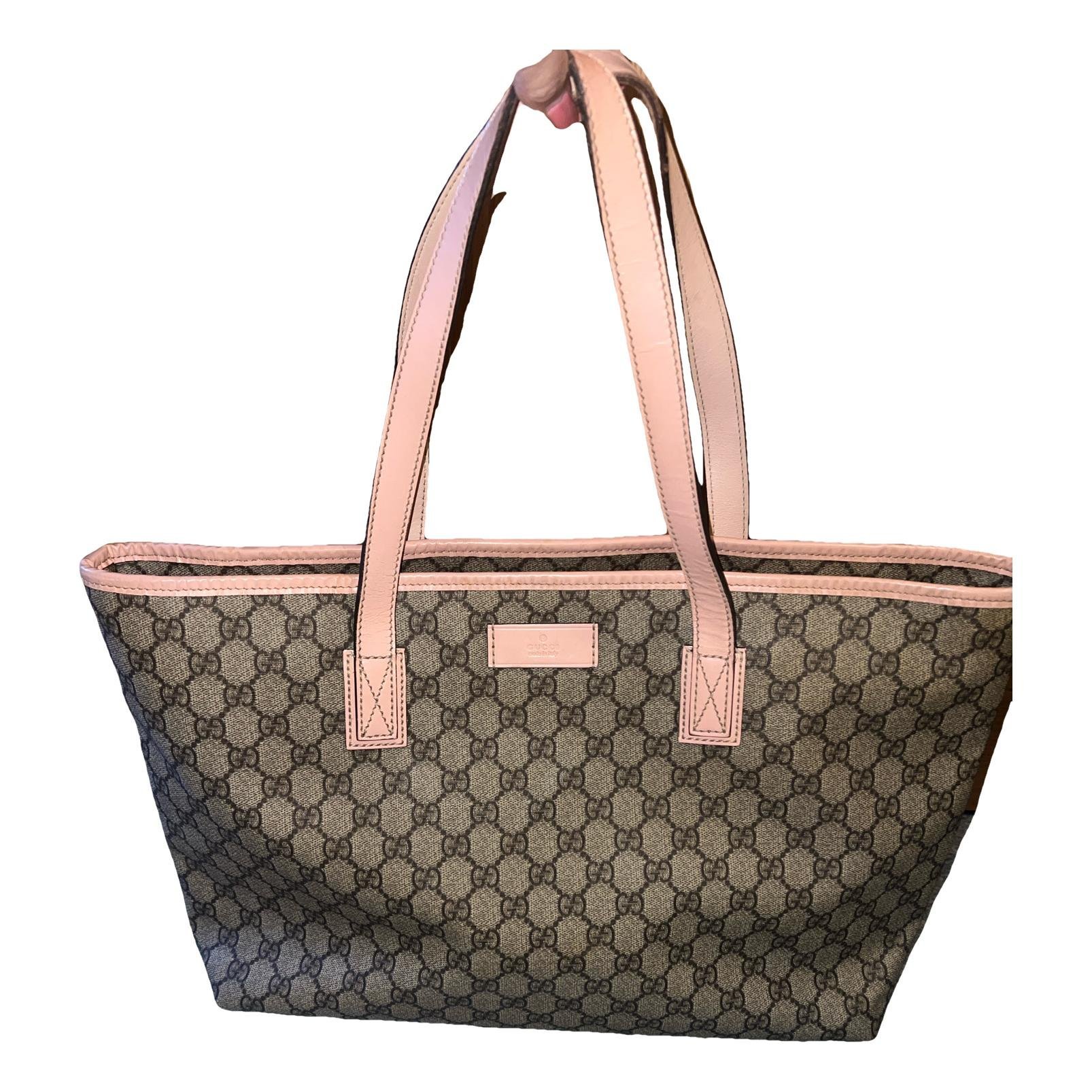 Abbey handbag