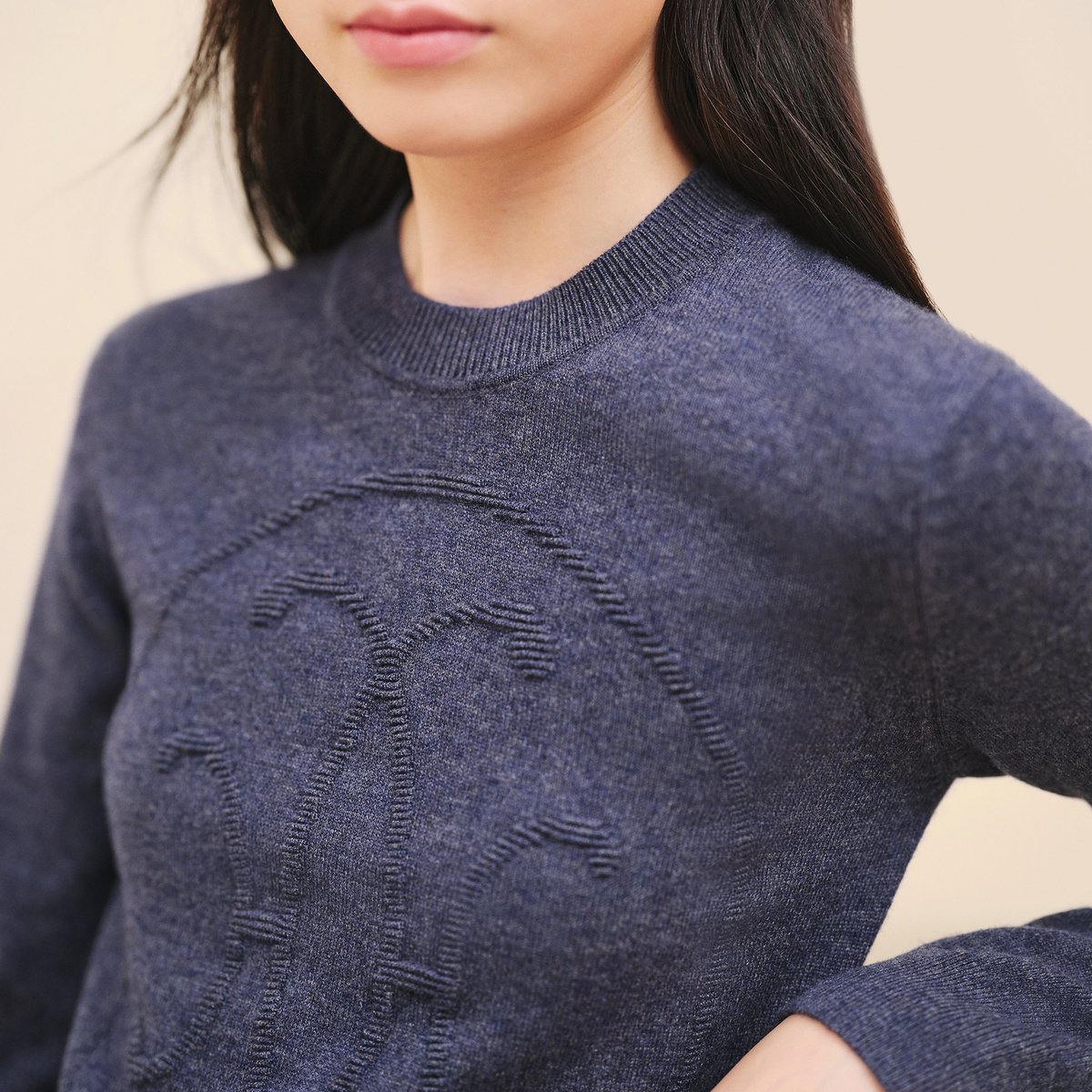 Violet Améthyste Cashmere "H Lift" Long-sleeve Sweater