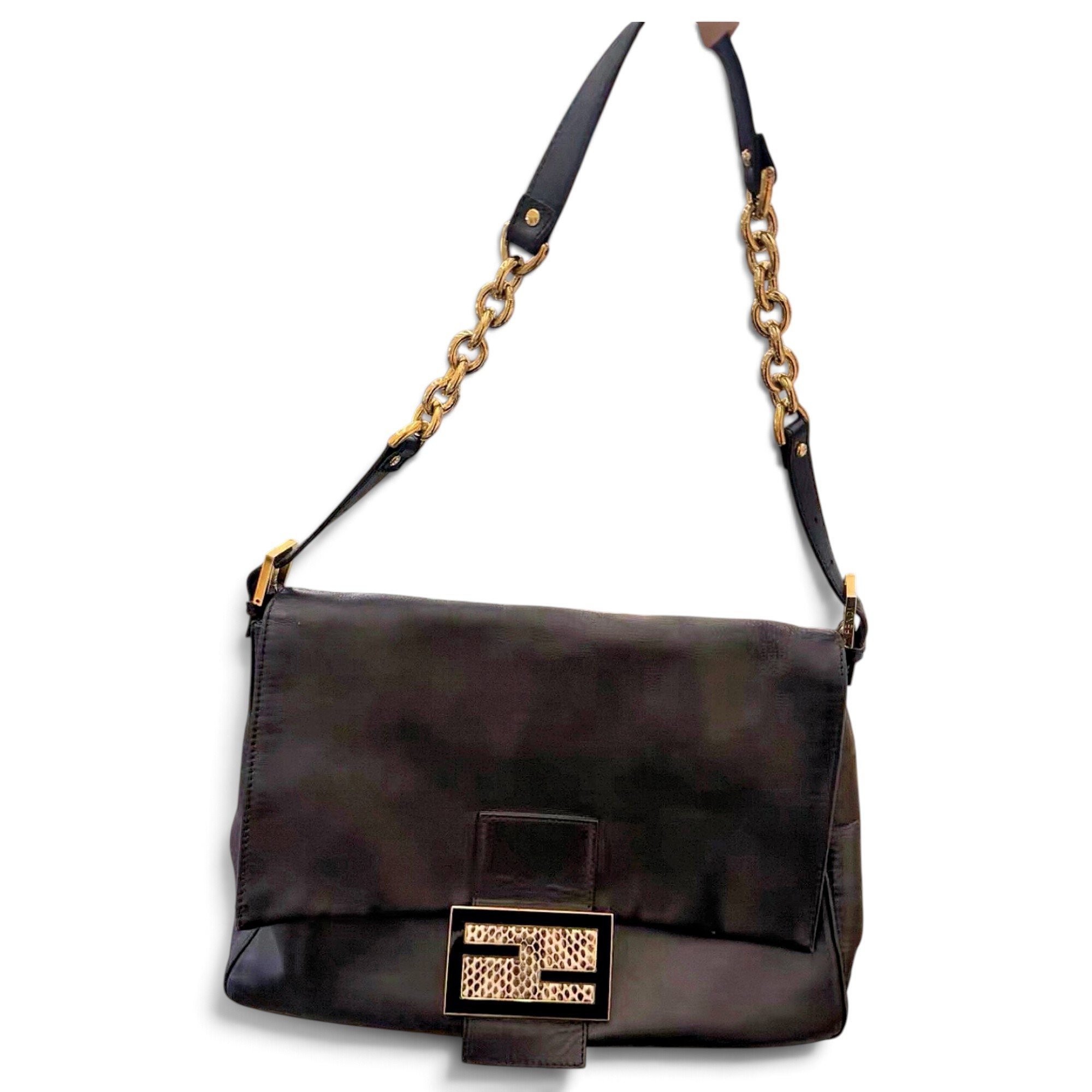 Baguette Chain leather handbag