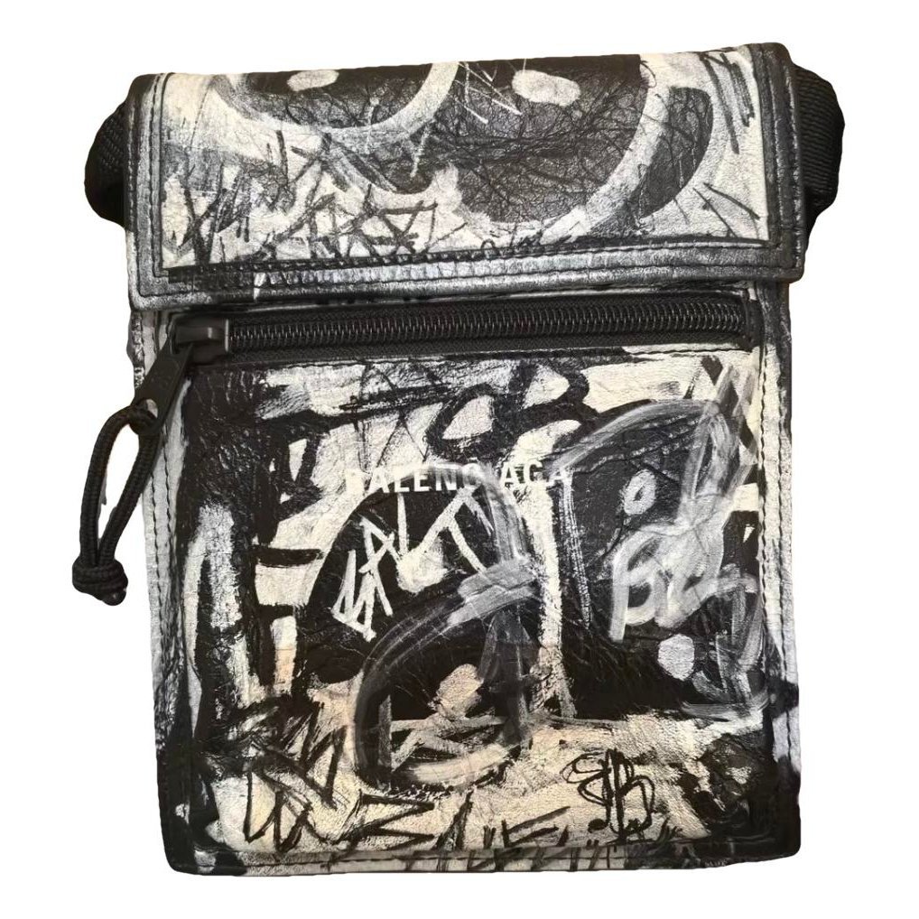 Leather crossbody bag