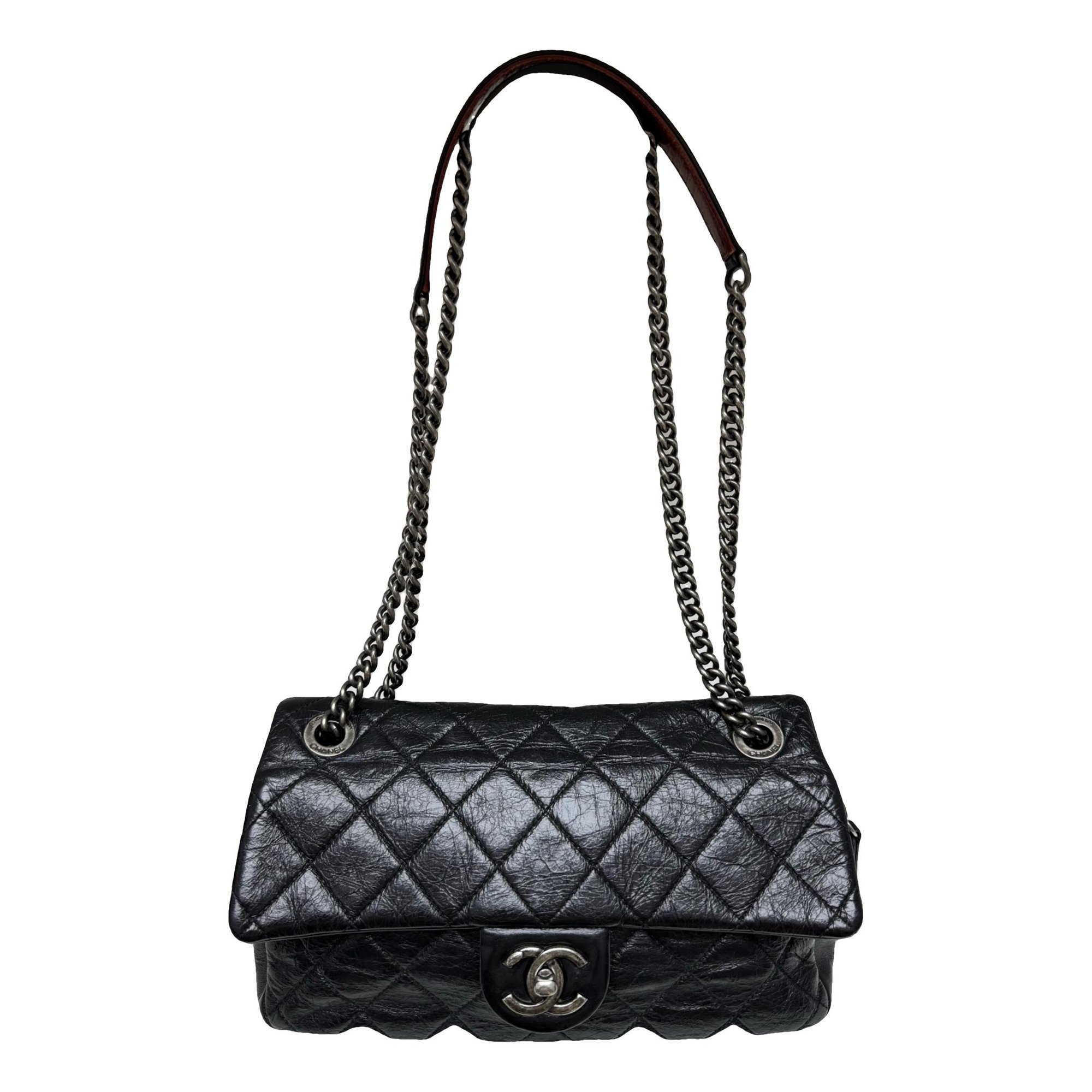 Timeless/Classique leather crossbody bag