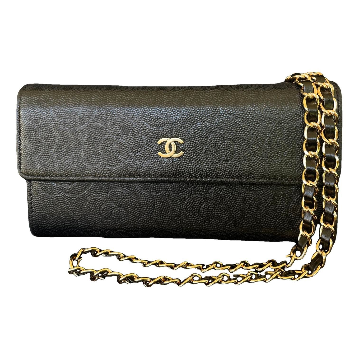 Wallet On Chain Timeless/Classique leather crossbody bag