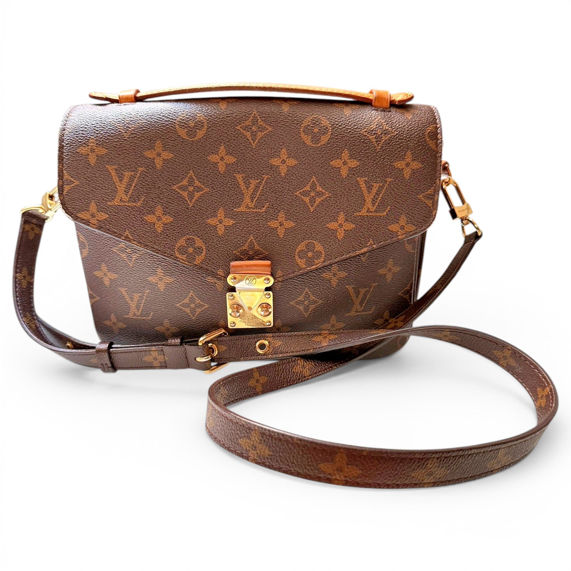Leather clutch bag