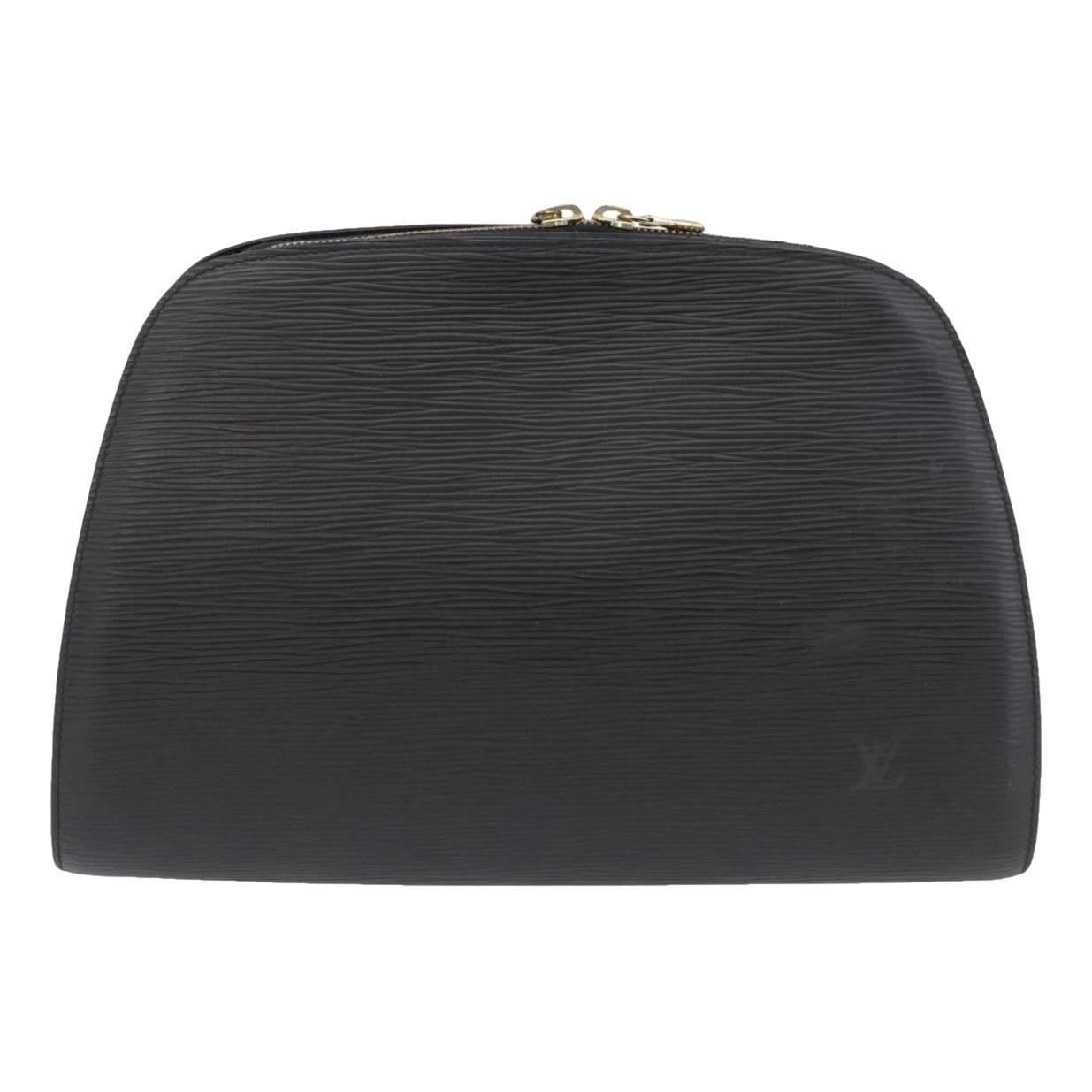 Leather clutch bag