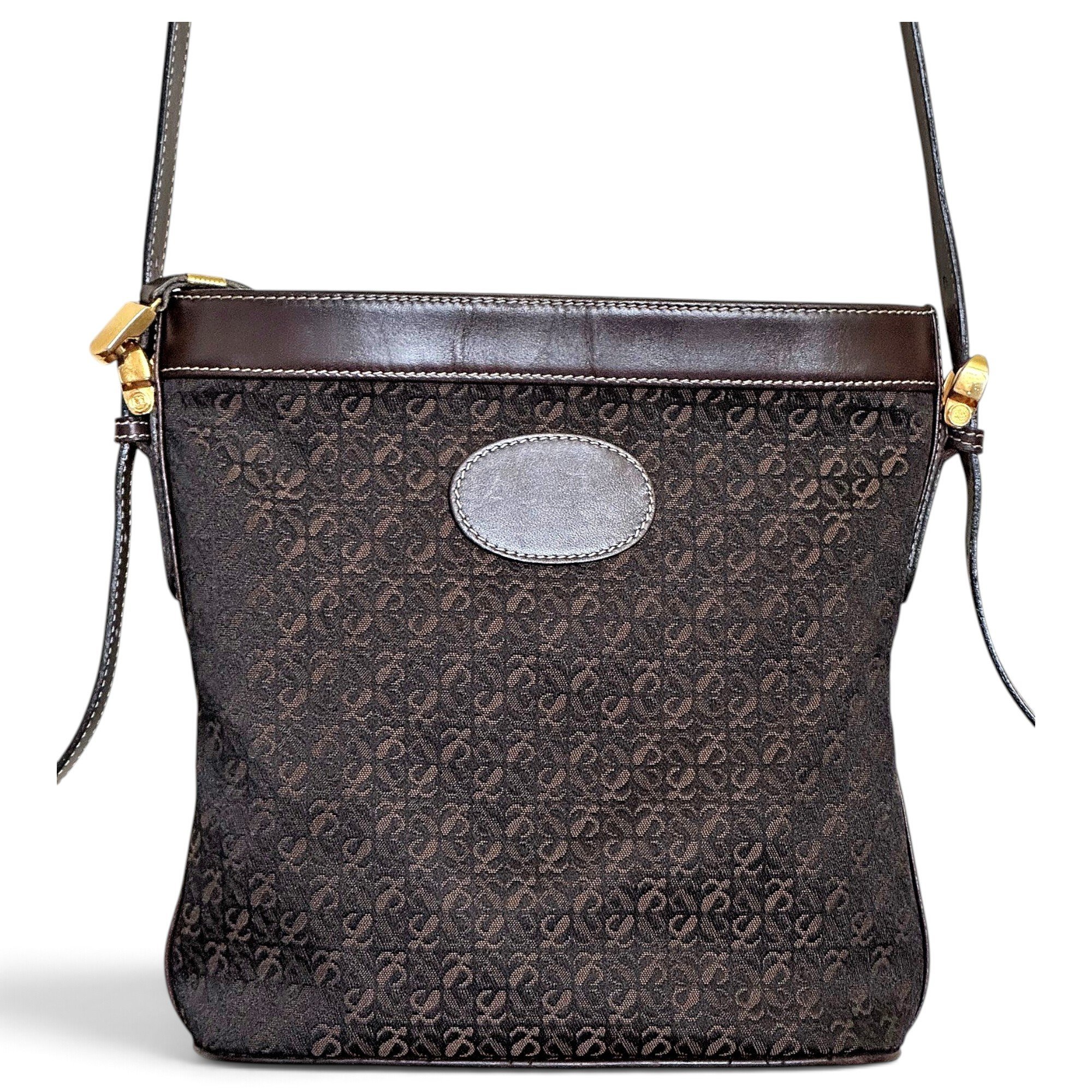 Anagram cloth handbag