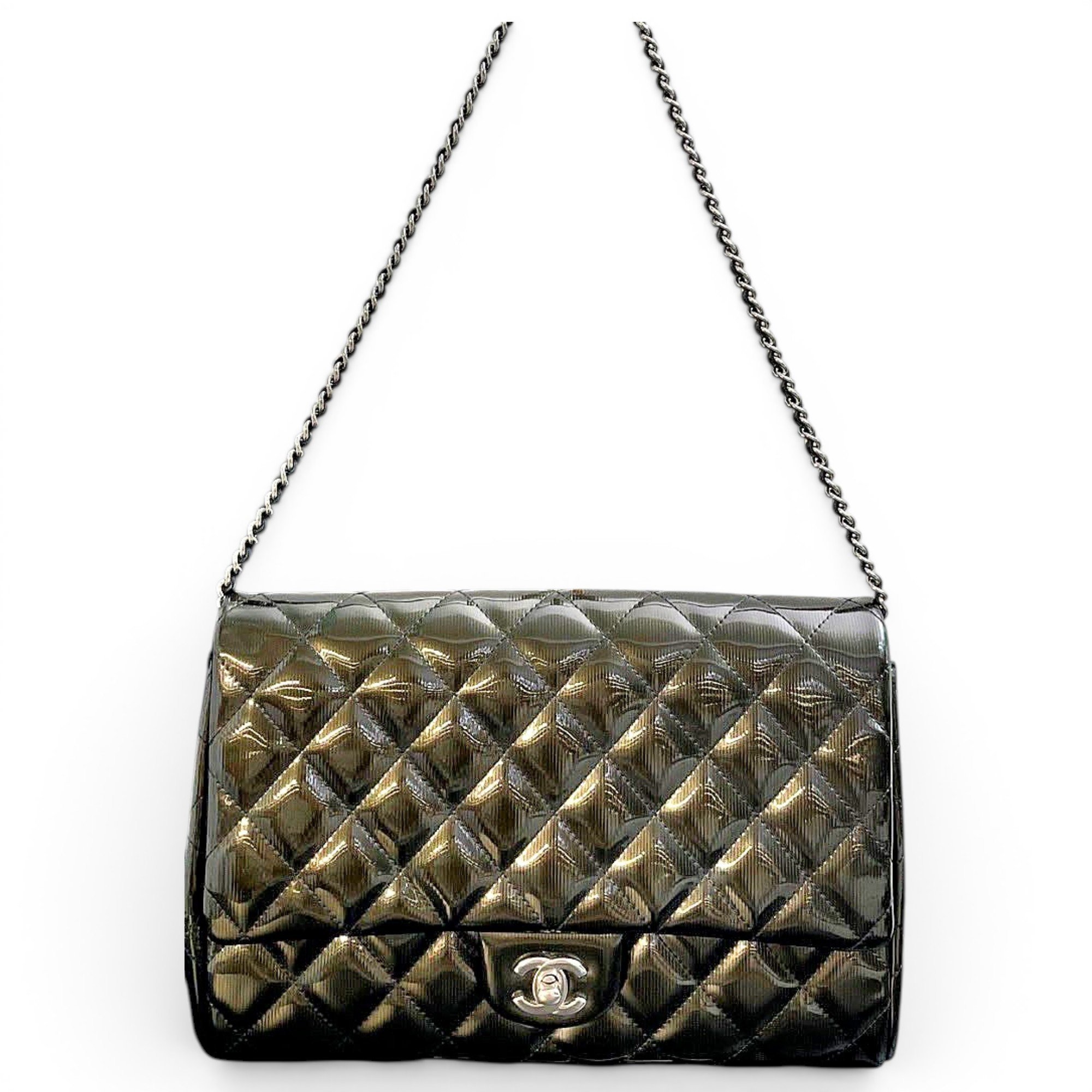 Timeless/Classique patent leather crossbody bag