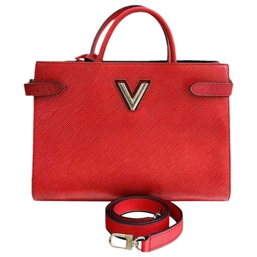 Twist leather tote