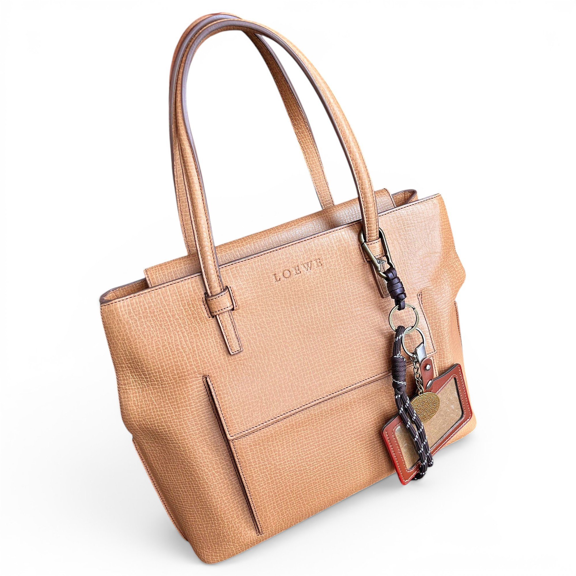 Leather tote