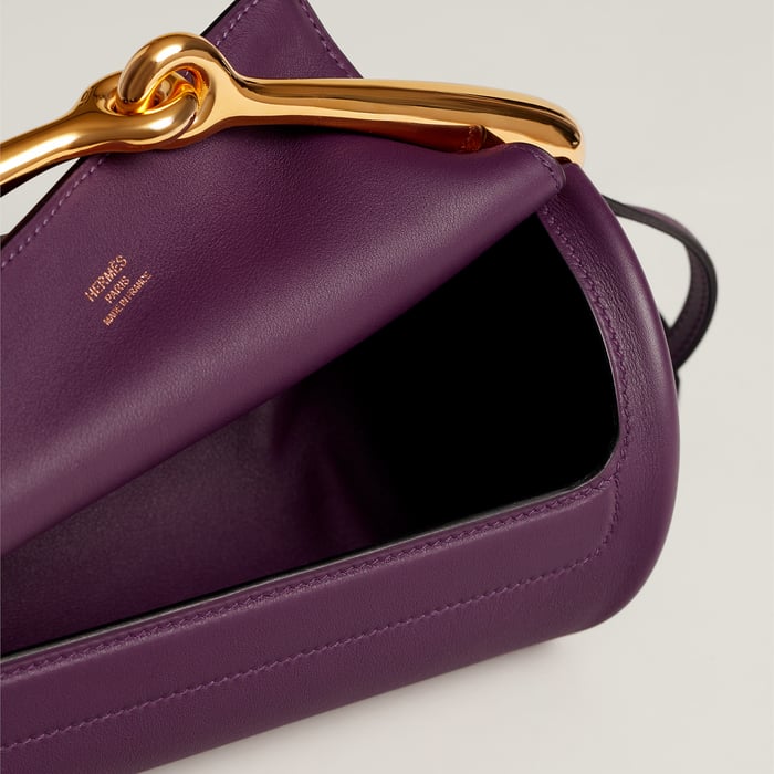 Cassis Maximors Bag