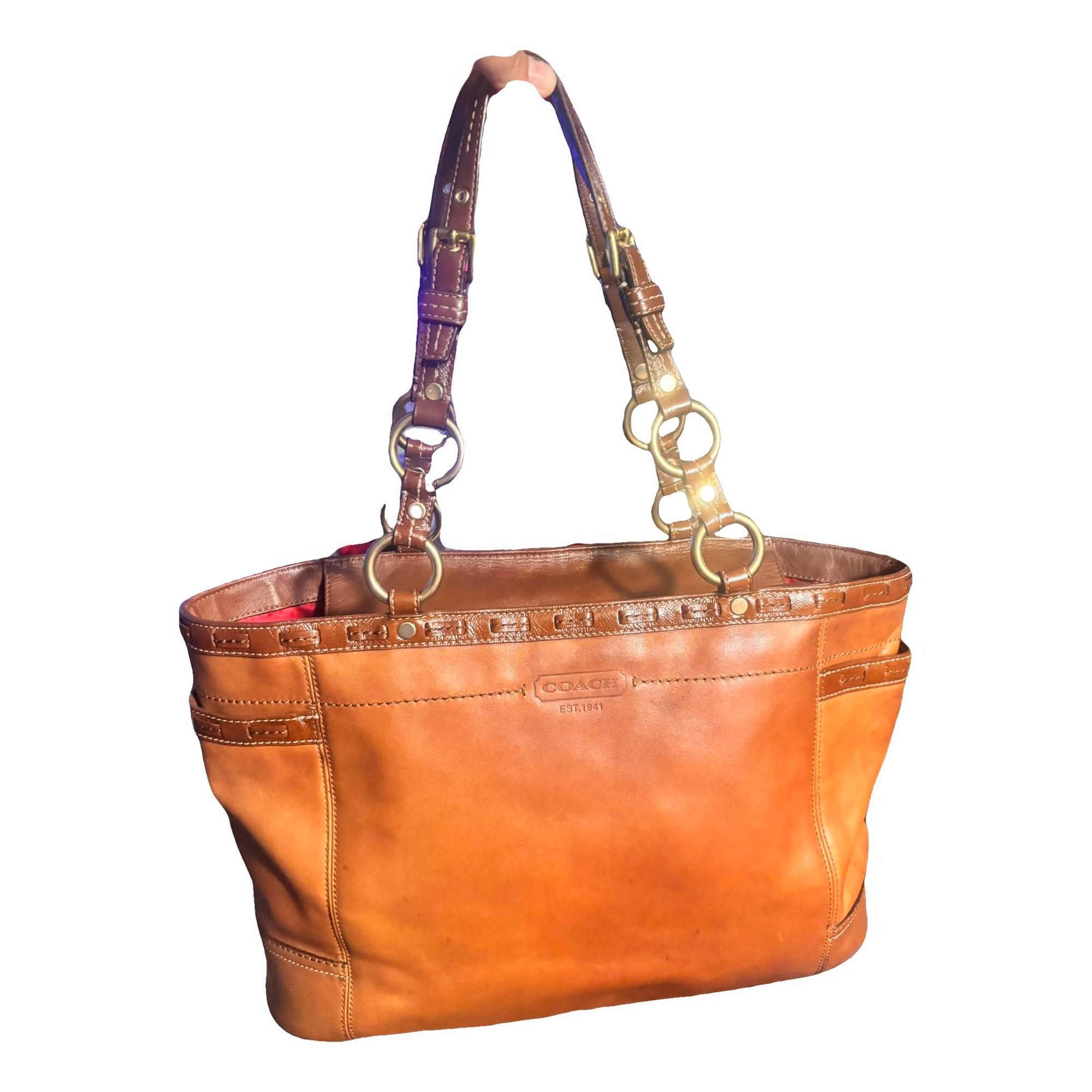 Leather tote
