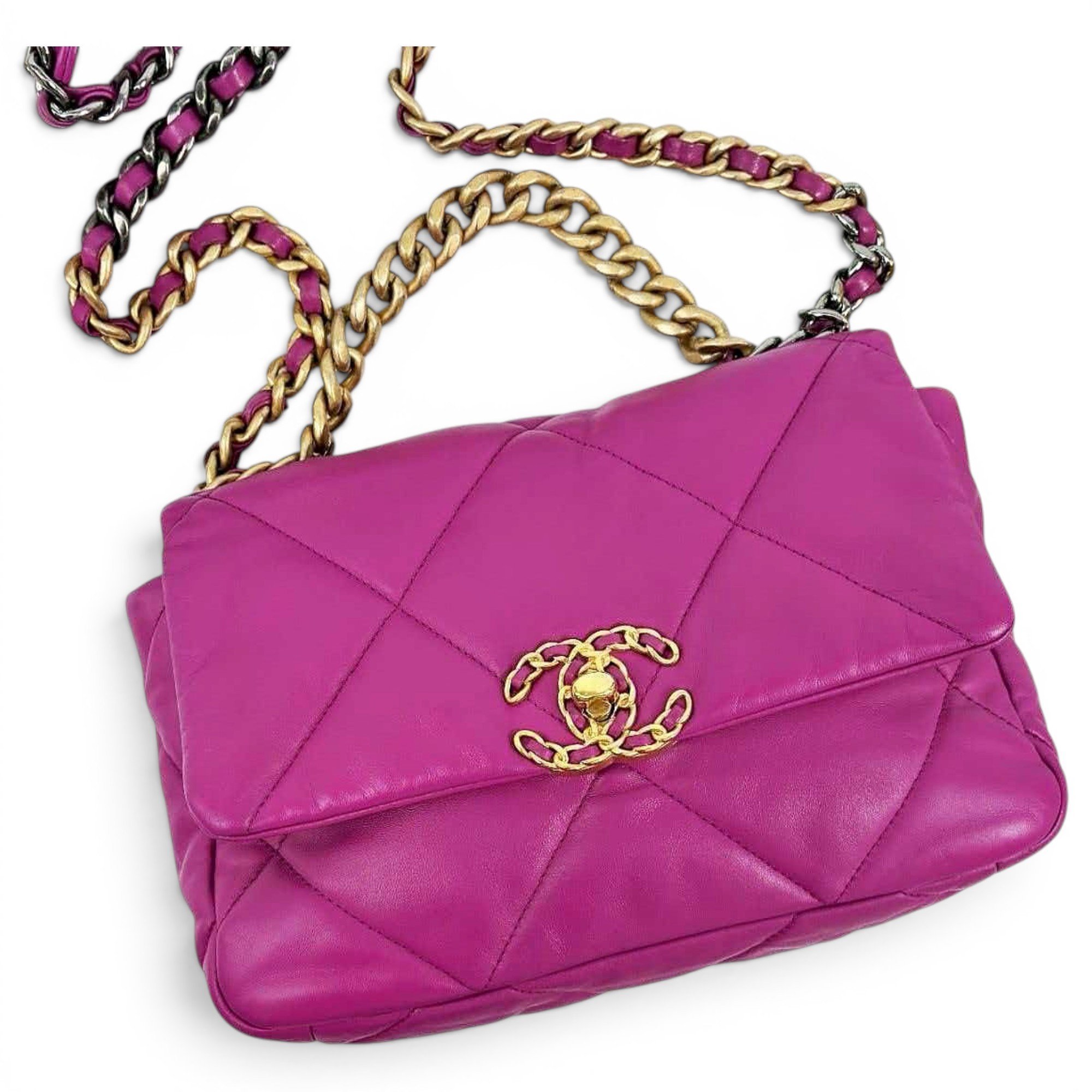 Chanel 19 leather handbag