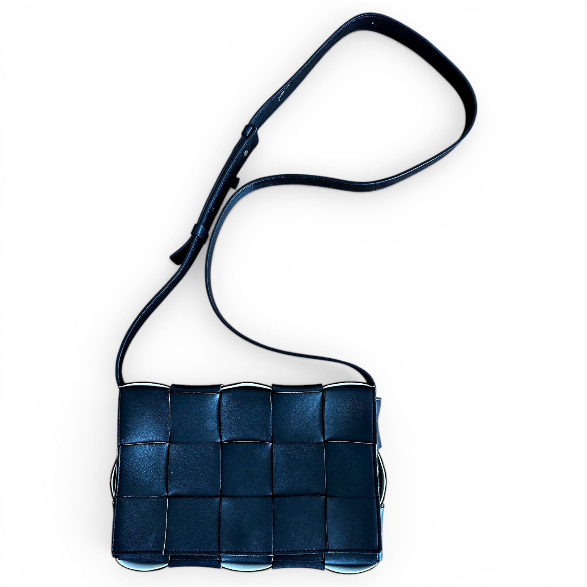 Cassette leather crossbody bag