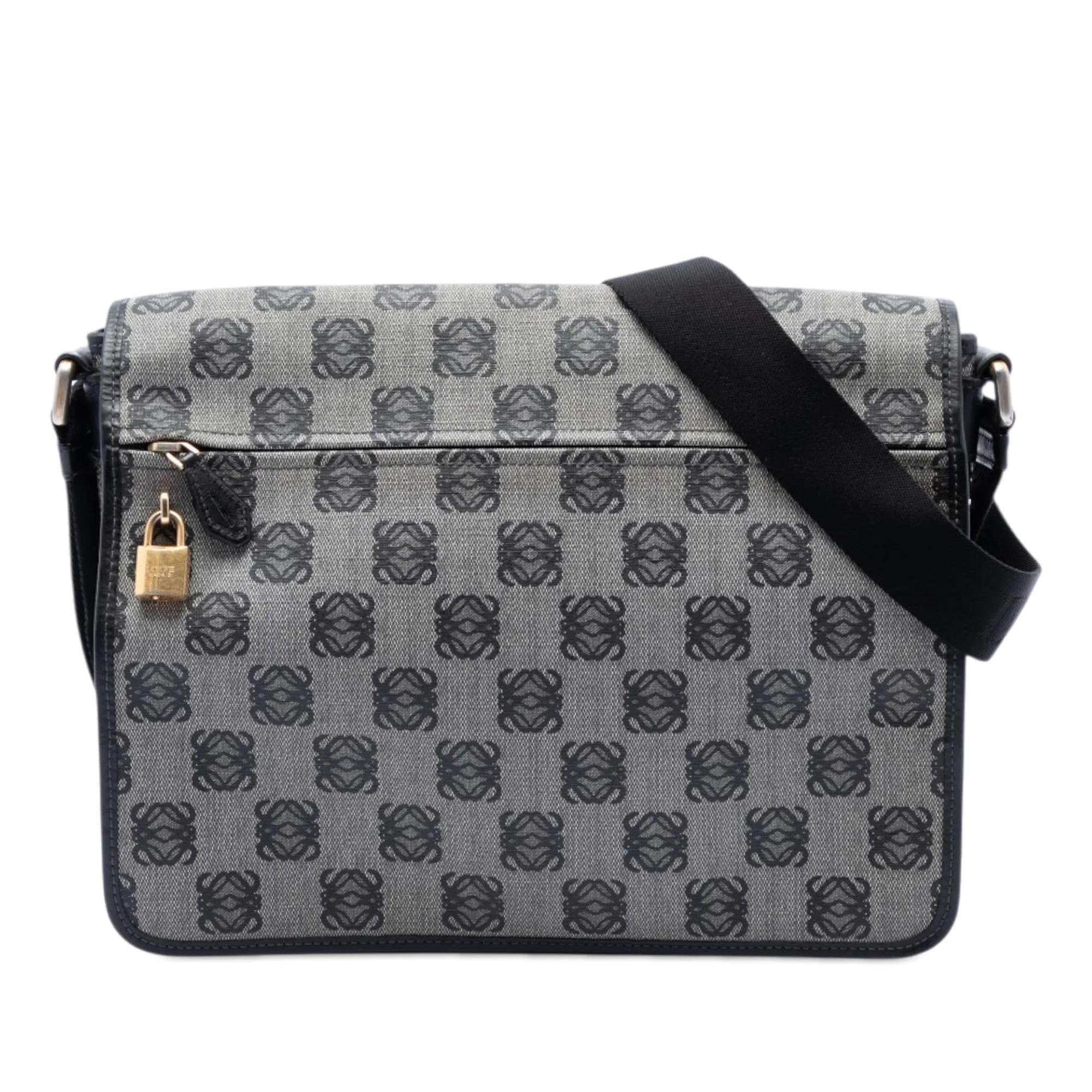 Anagram cloth handbag