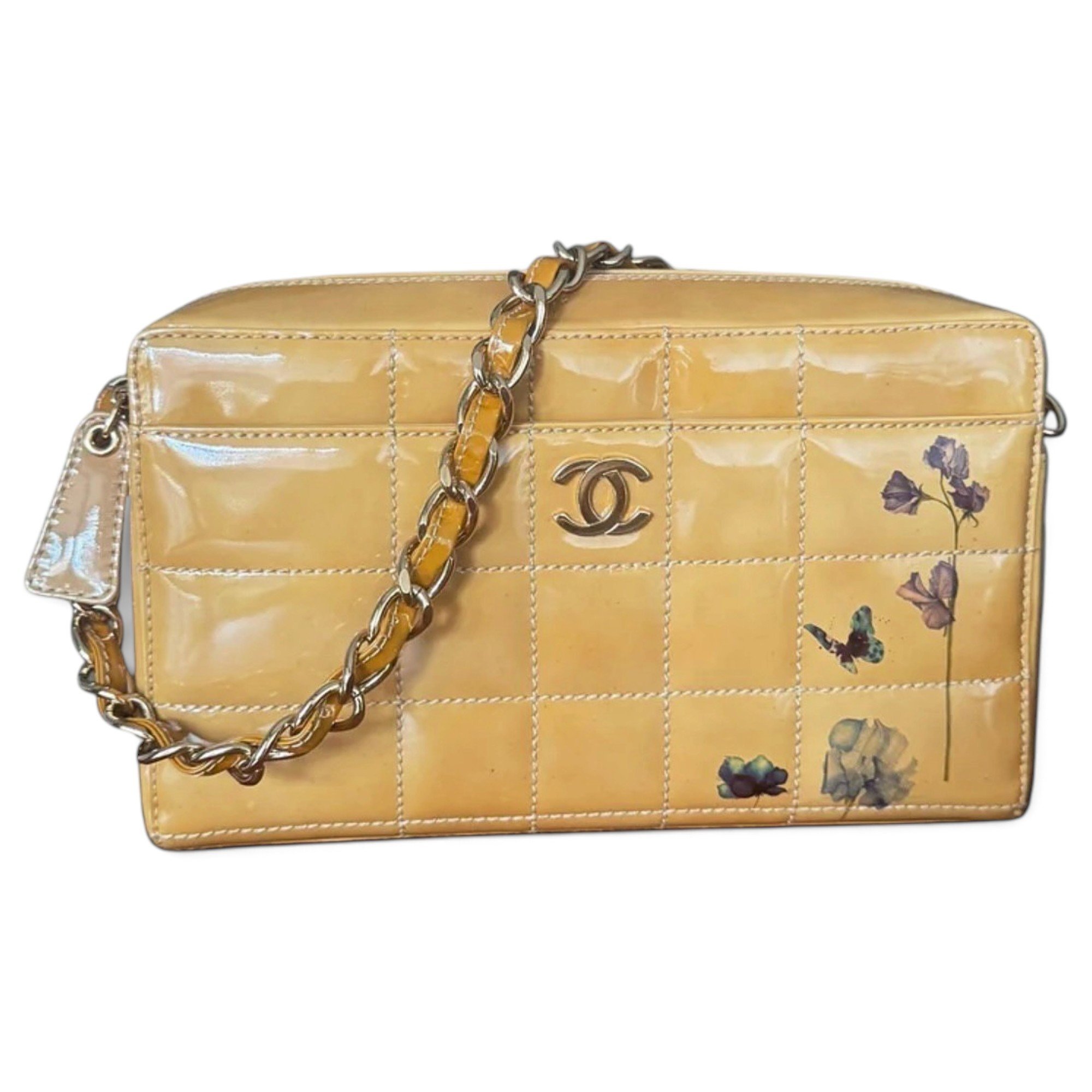 Timeless/Classique patent leather crossbody bag