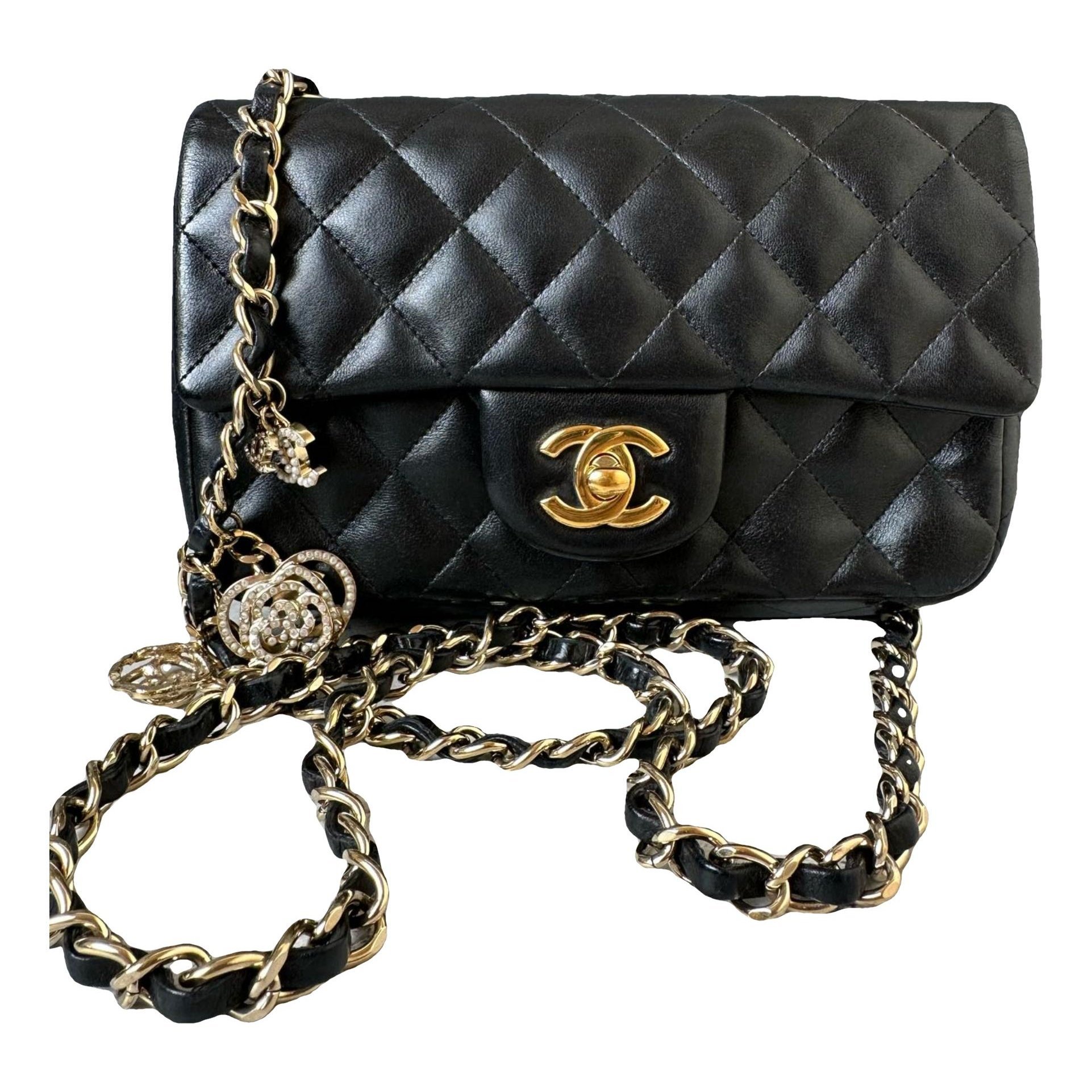 Timeless/Classique leather crossbody bag