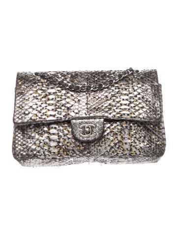 Classic Medium Double Flap Bag