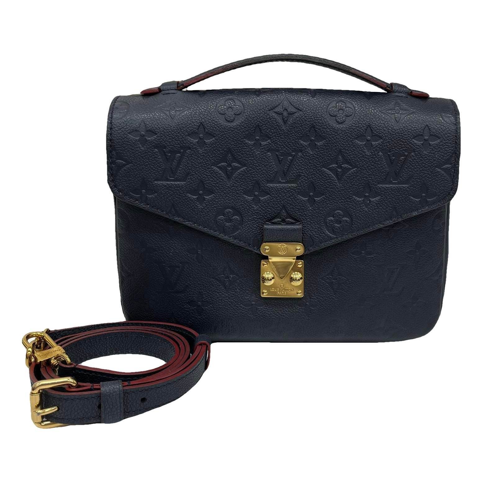 Metis leather handbag
