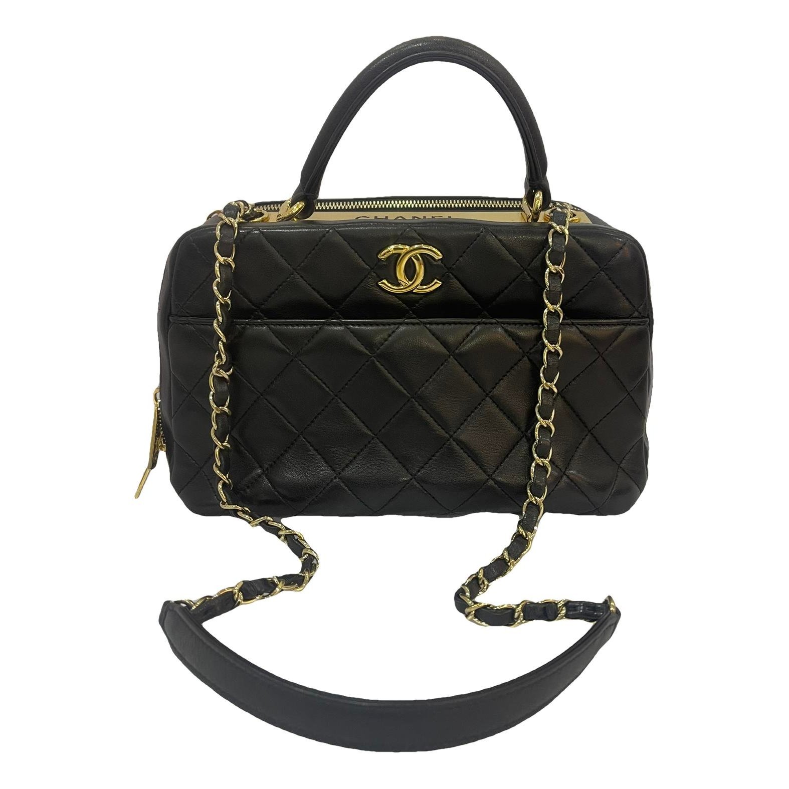 Trendy CC Bowler leather handbag