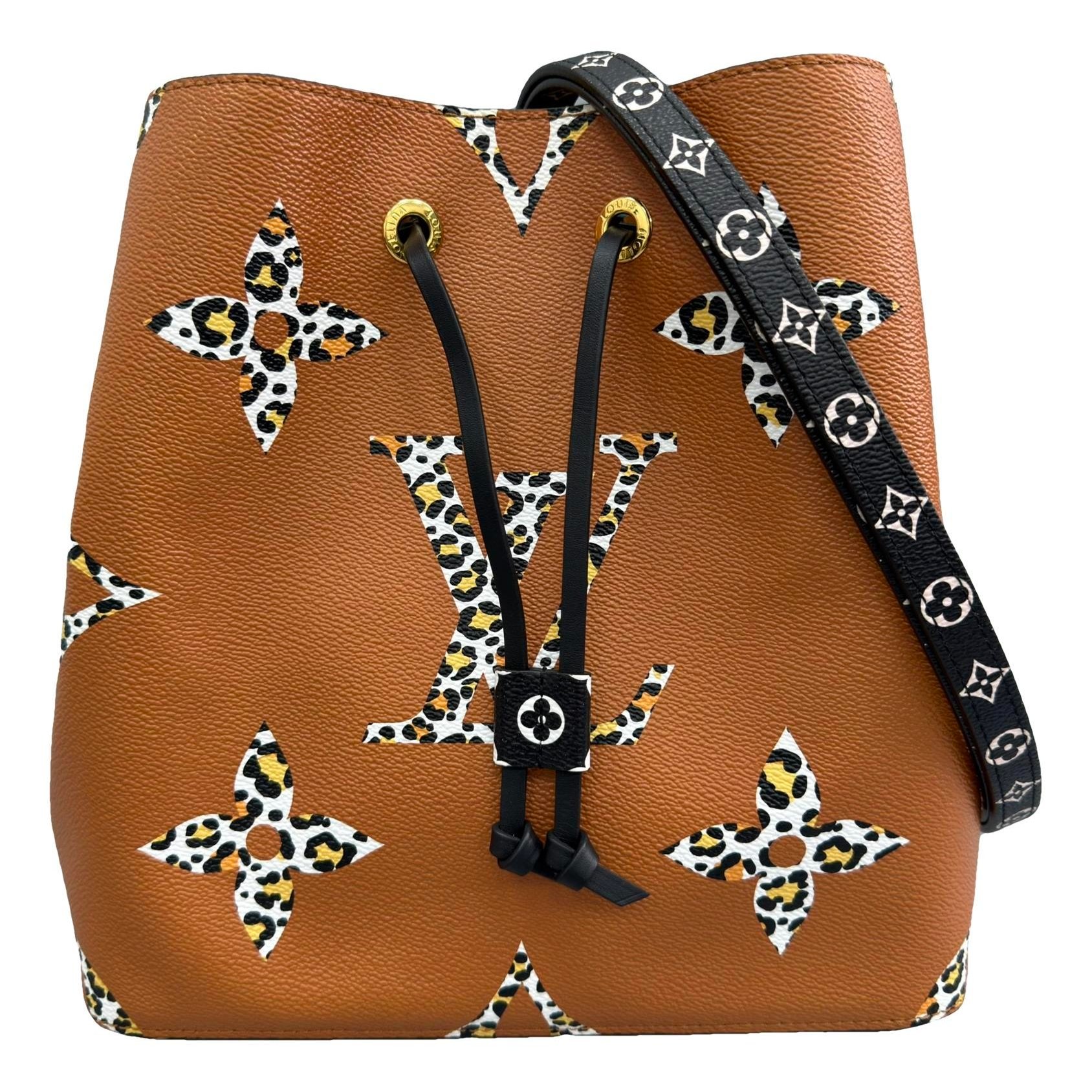 NéoNoé leather handbag