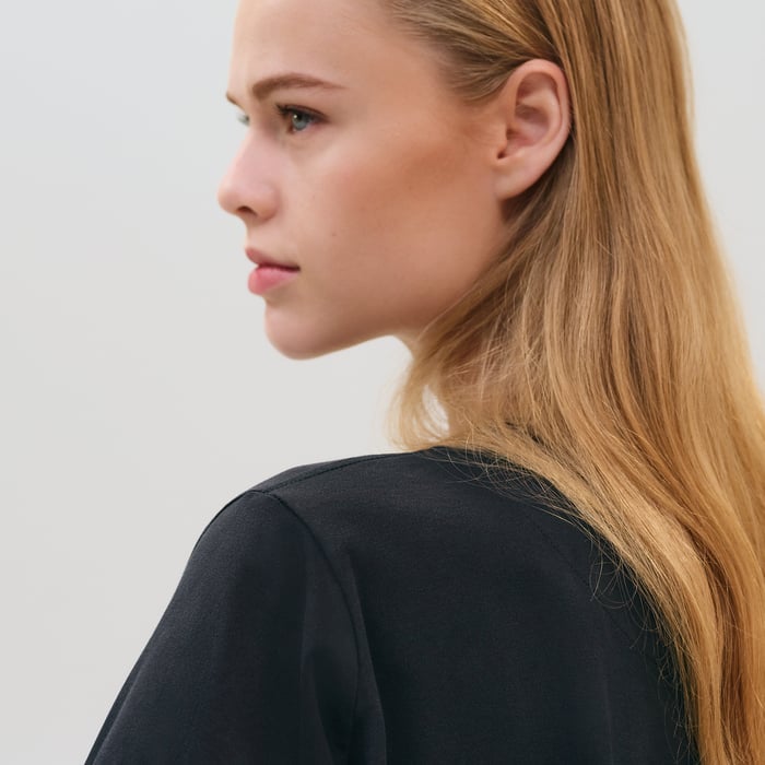 Bleu Noir "Les Clefs" Cropped T-shirt
