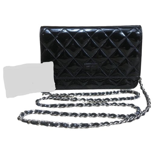 Wallet On Chain 2.55 patent leather handbag