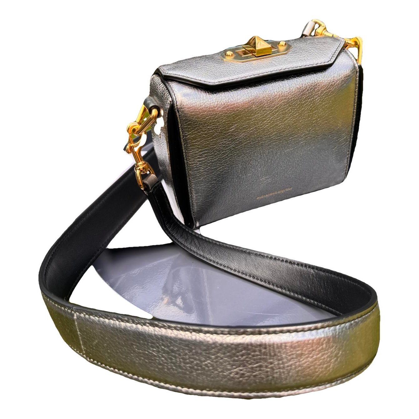 Alexander McQueen Box 16 leather crossbody bag