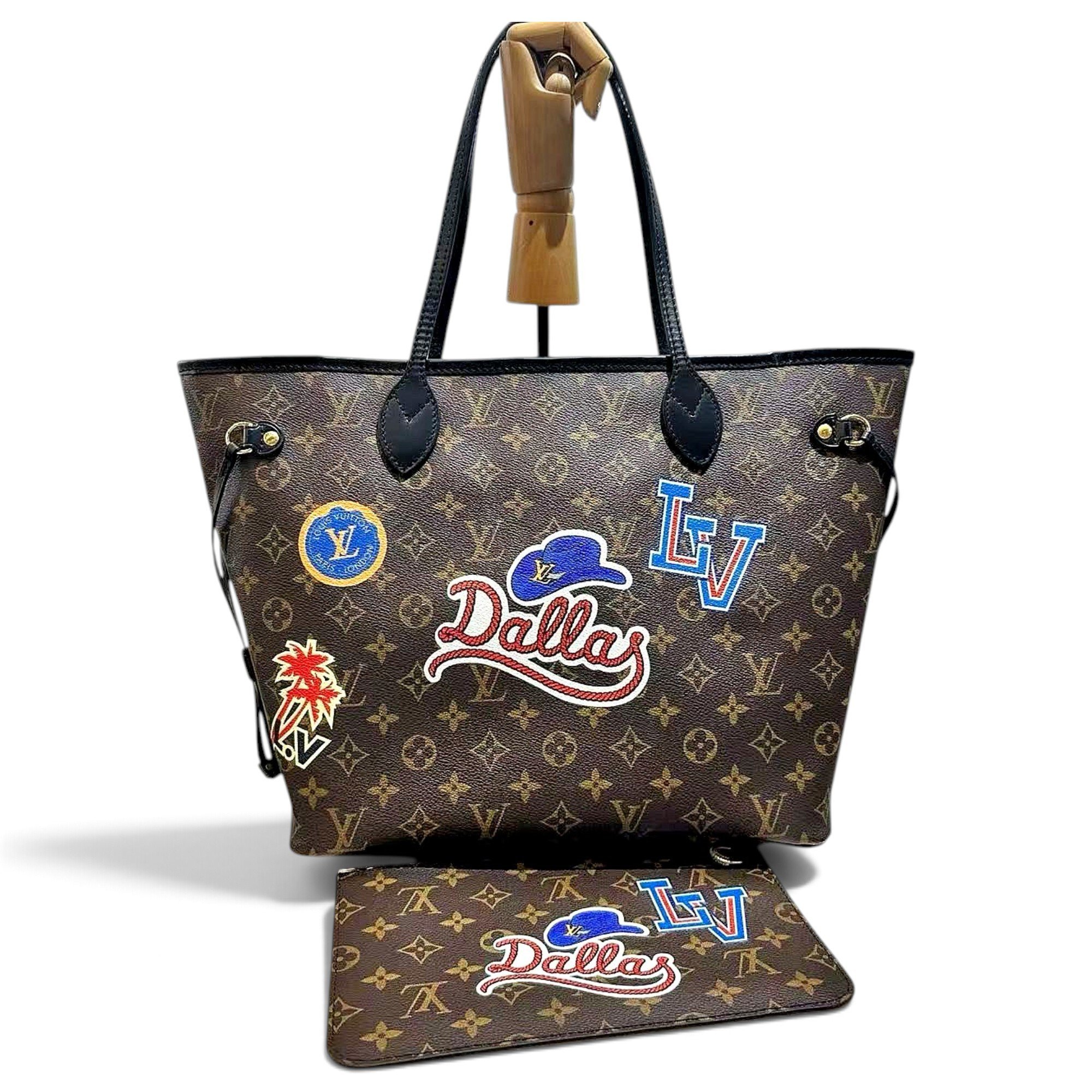Louis Vuitton Neverfull leather handbag