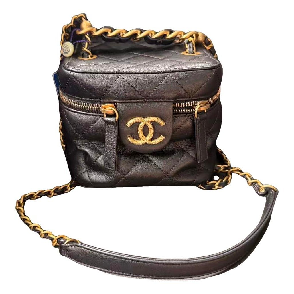 Trendy CC Vanity leather handbag