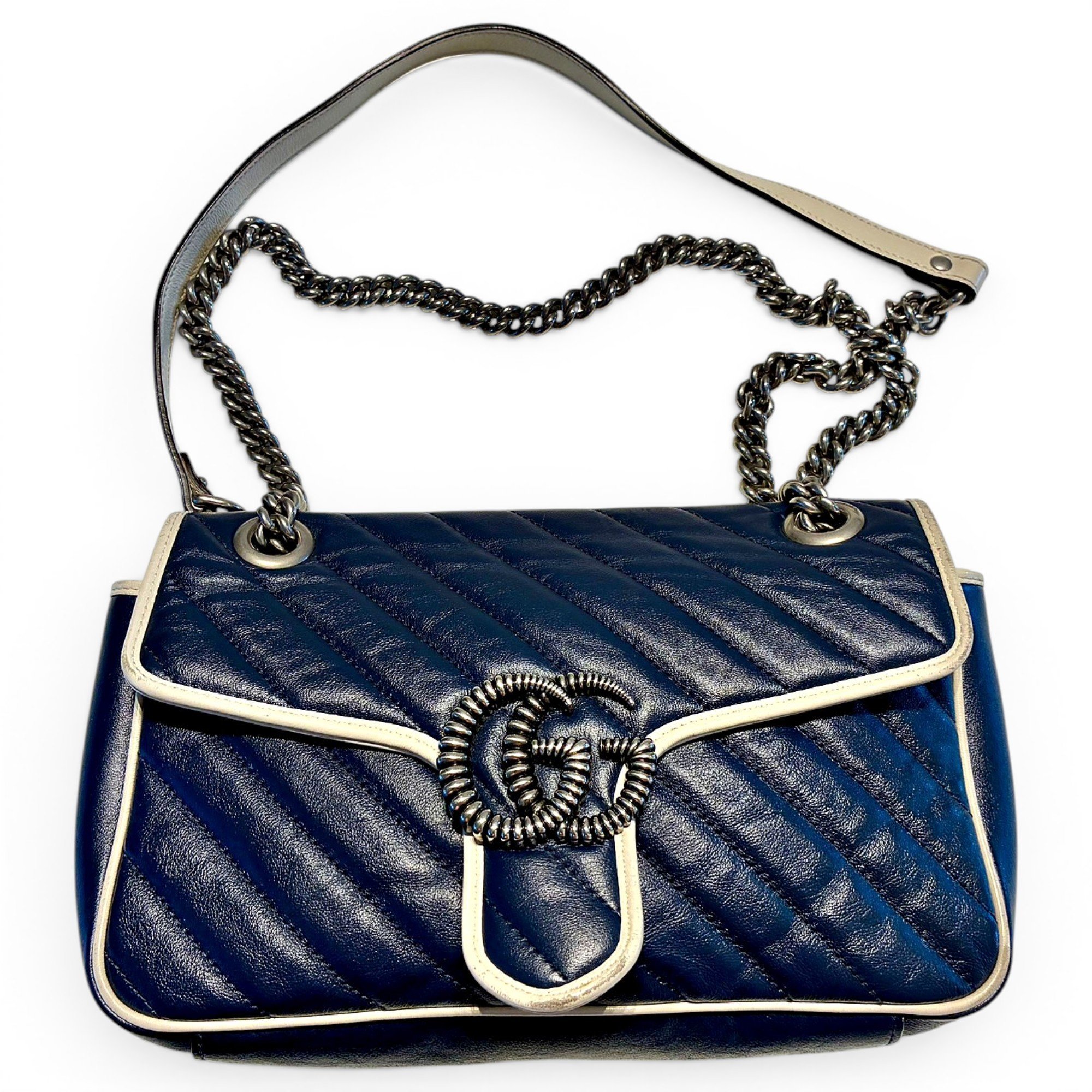 GG Marmont Flap leather crossbody bag